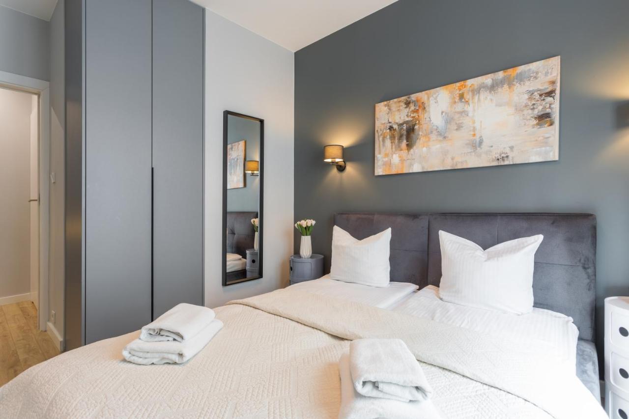 Golden Apartments Warsaw - Luxury Building With Terrace On The Roof - Sienna Str Екстериор снимка