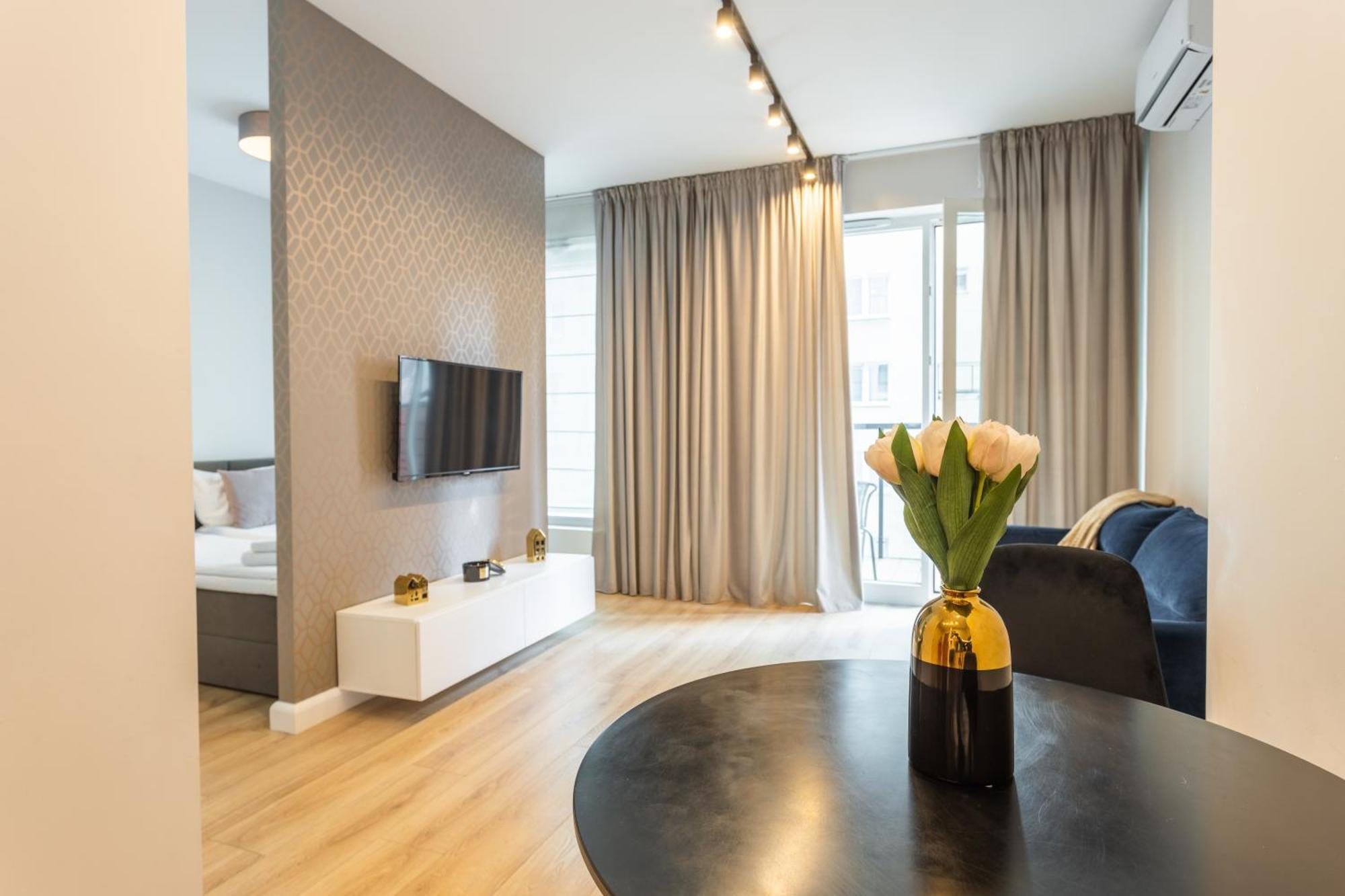 Golden Apartments Warsaw - Luxury Building With Terrace On The Roof - Sienna Str Екстериор снимка